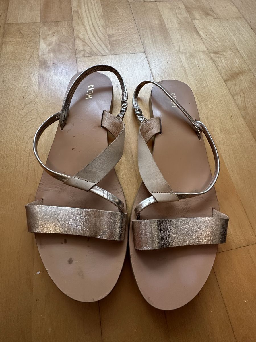 Scarpe da donna: Sandale rosa/gold Gr. 40 – Usato da Altendorf venduto da Eastwick4 4