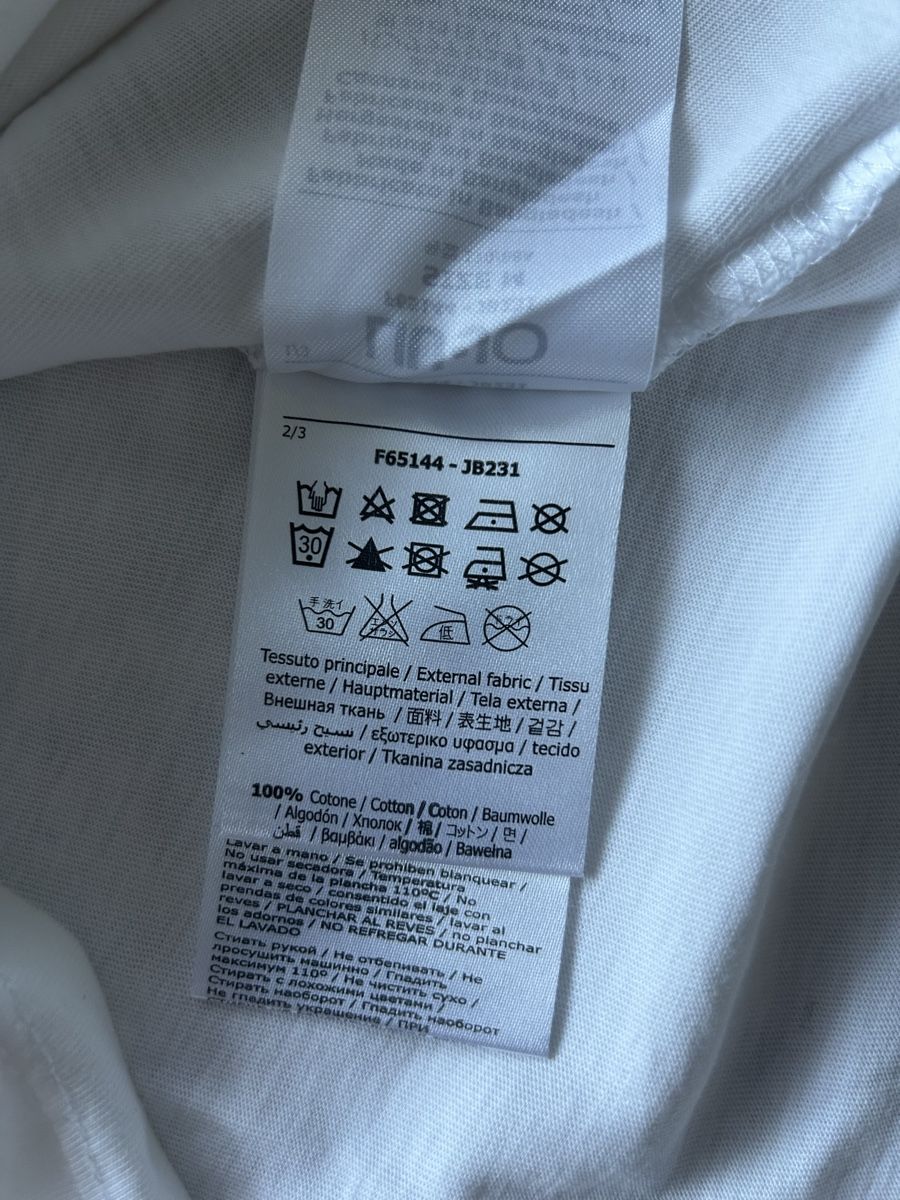 Liu Jo T-shirt: Maglietta Liu Jo taglia M – Usato da Locarno venduto da Matic04 7
