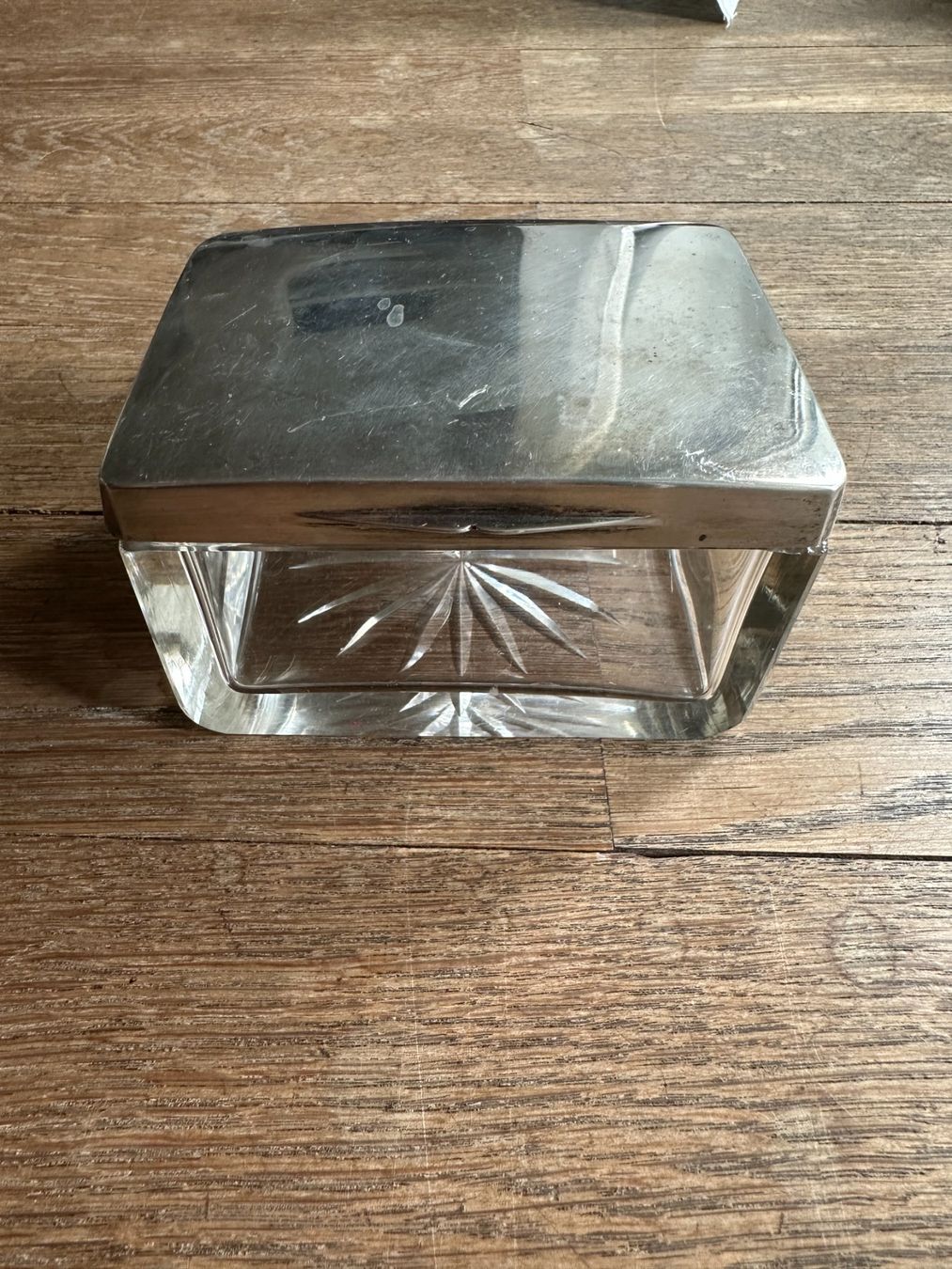 Bicchieri: Glasdose mit Silberdeckel – Usato da Luzern venduto da Johannas-flohmarkt 1