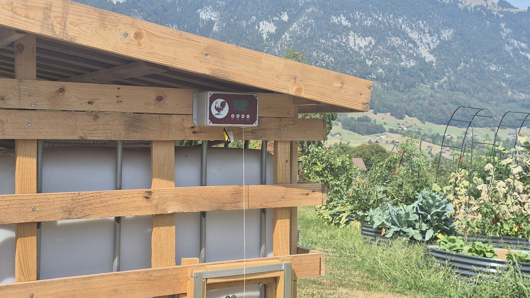 Gabbie, trasporto & Sicurezza: Kleiner, mobiler Hühnerstall – Usato da Alpnach Dorf venduto da Ronaldog 2