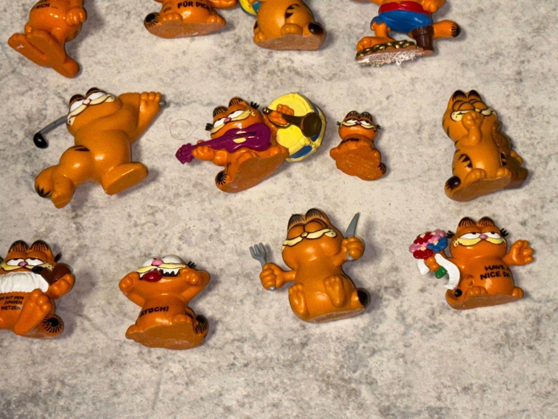 Figuren: 12 Garfield Figuren – Gebraucht aus Kaiseraugst von Drasa 1