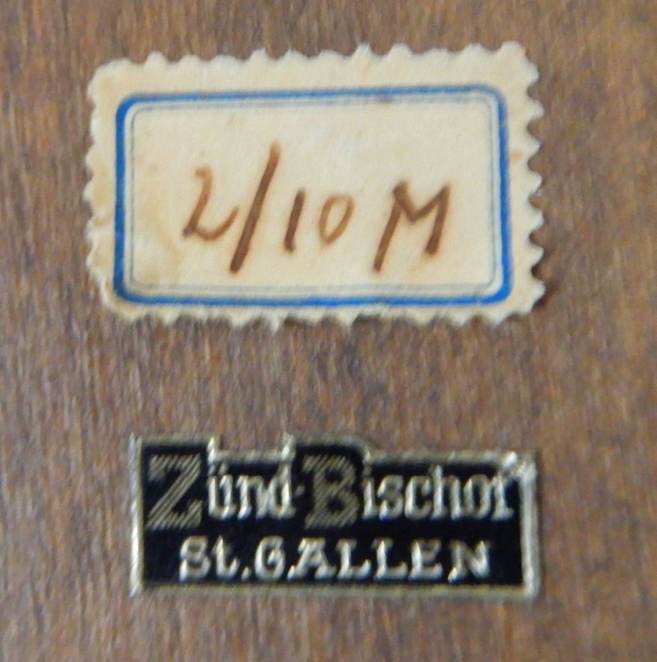 Articoli in legno: Antikes Holzkreuz mit Jesus – Usato da Rupperswil venduto da rubaz47 2