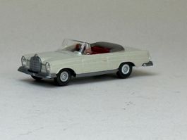 Wiking Mercedes 280 SE Cabrio perlweiss
