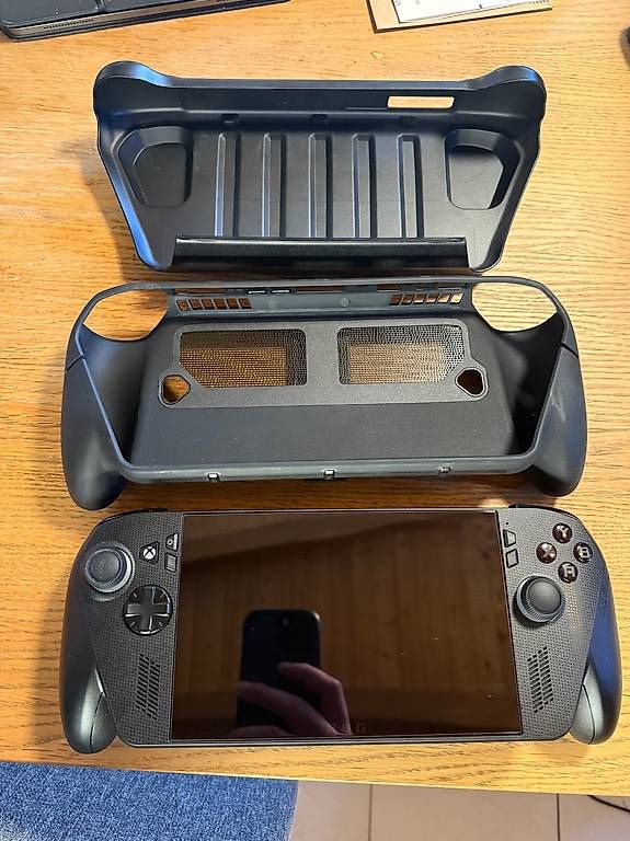Asus Consoles: Xbox Ally X + Dbrand Killswitch + TMR stick upgrade – D'occasion à Renens VD par cpa_gm57