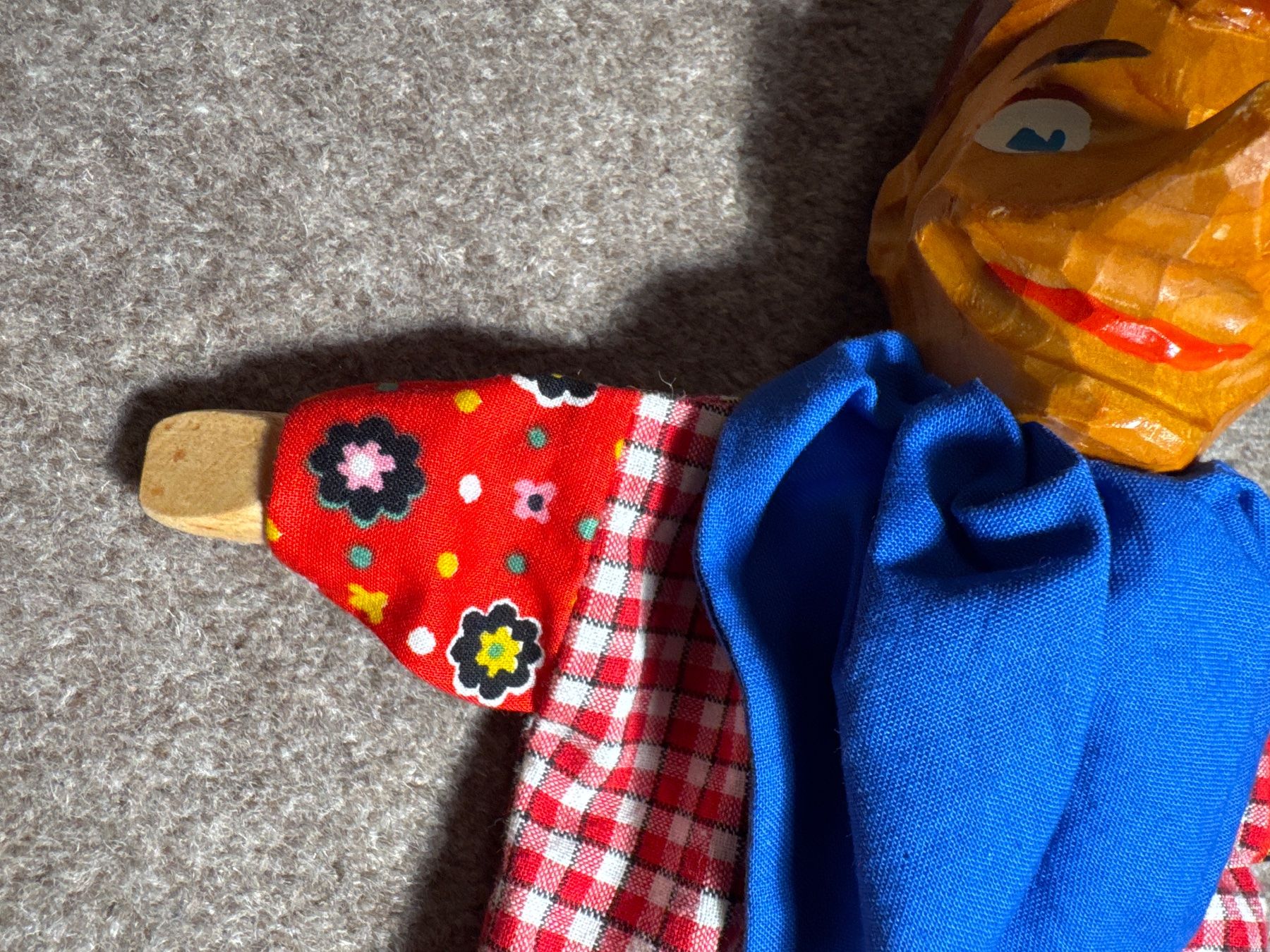 Spielzeuge: Kasperli Figur / Handpuppe - Holz – Gebraucht aus Aarau von Kilauea 4