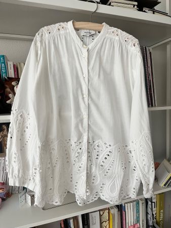 Chemise blanche, Polder