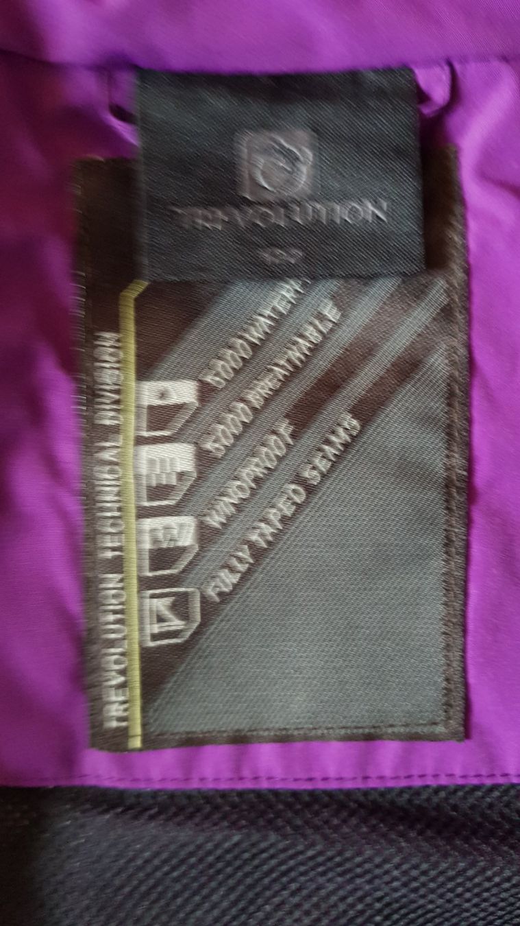 Trevolution Giacche & Cappotti: Trevolution Regenjacke Gr.122 – Usato da Luzern venduto da silvermoon12 3