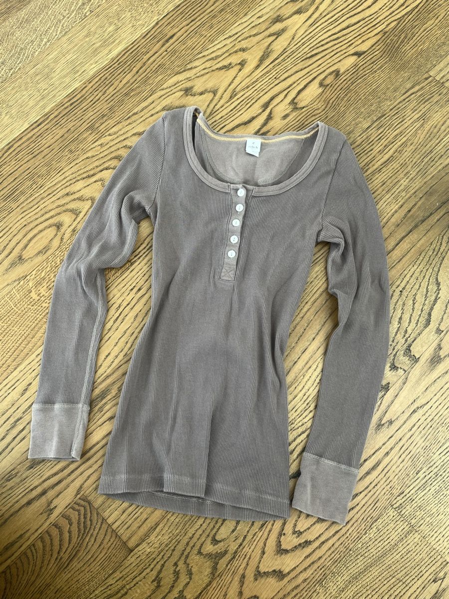 Pullover & Sweatshirts: Erlich Textil Bio-Baumwolle Longsleeve – Gebraucht aus Bülach von omb_3