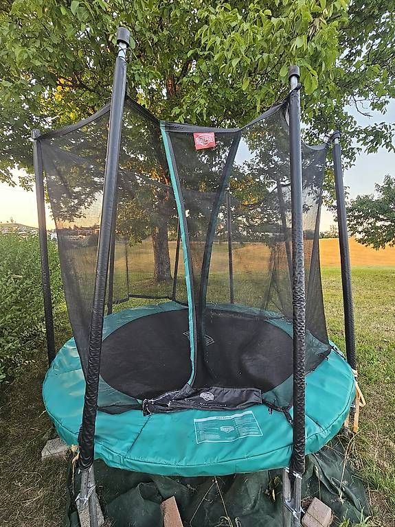 Trampoline: Berg Trampolin – Gebraucht aus Menzingen von sarhub 3