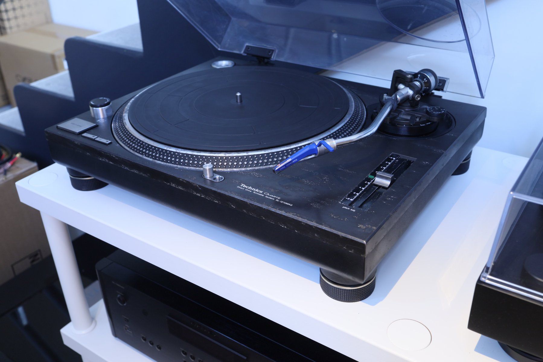 Technics Tourne-disques: Technics SL1210 MK2 – D'occasion à Luzern par Hifipro 4