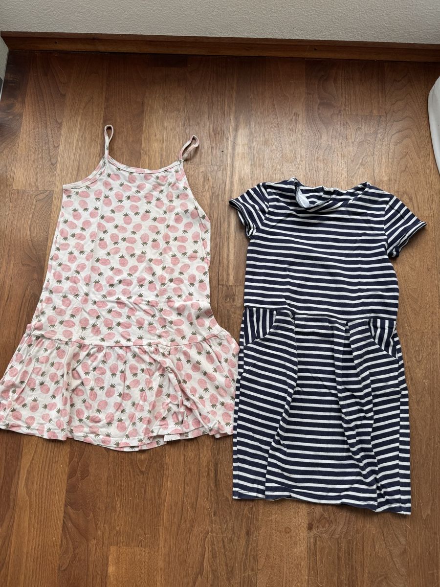 Kleiderpakete & -sets: Kinderkleider  Gr 122-128 Mädchenkleider Set – Gebraucht aus Luzern von simona80