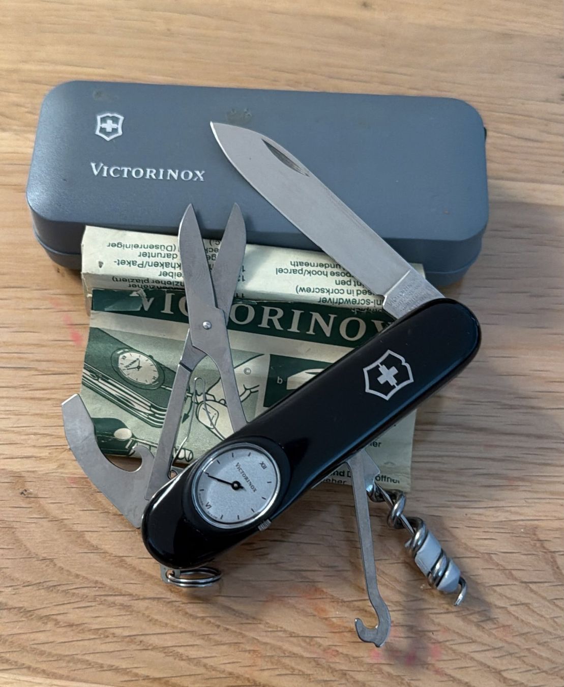 Victorinox Taschenmesser: VICTORINOX TIMEKEEPER TASCHENMESSER – Gebraucht aus Zürich von Frei-Occasionen 2