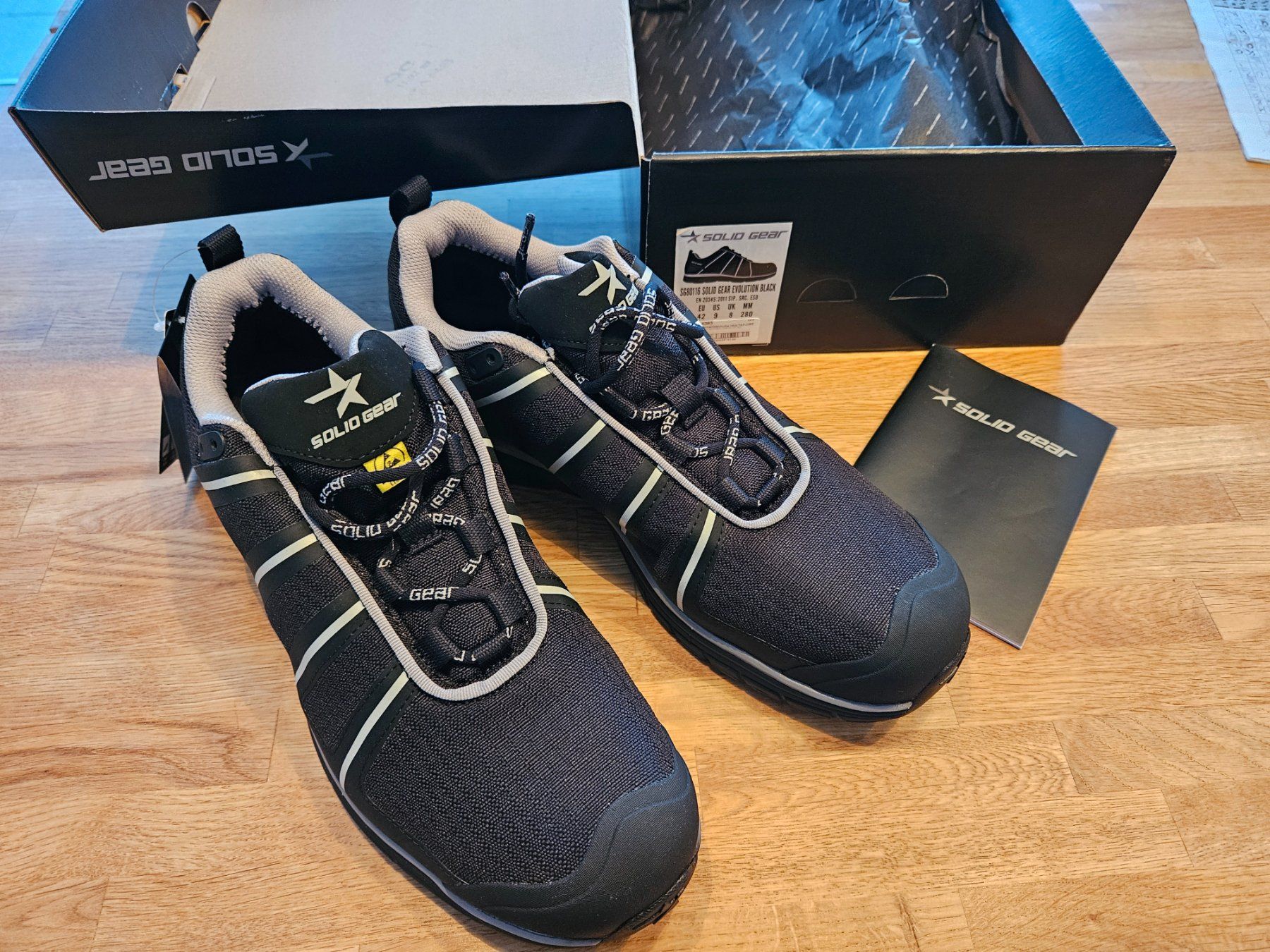 Scarpe da uomo: Sicherheits-Arbeits-Schuhe / Solid Gear Neu Gr. 42 schwarz – Nuovo e nell'imballaggio originale da Einsiedeln venduto da Salusa 6
