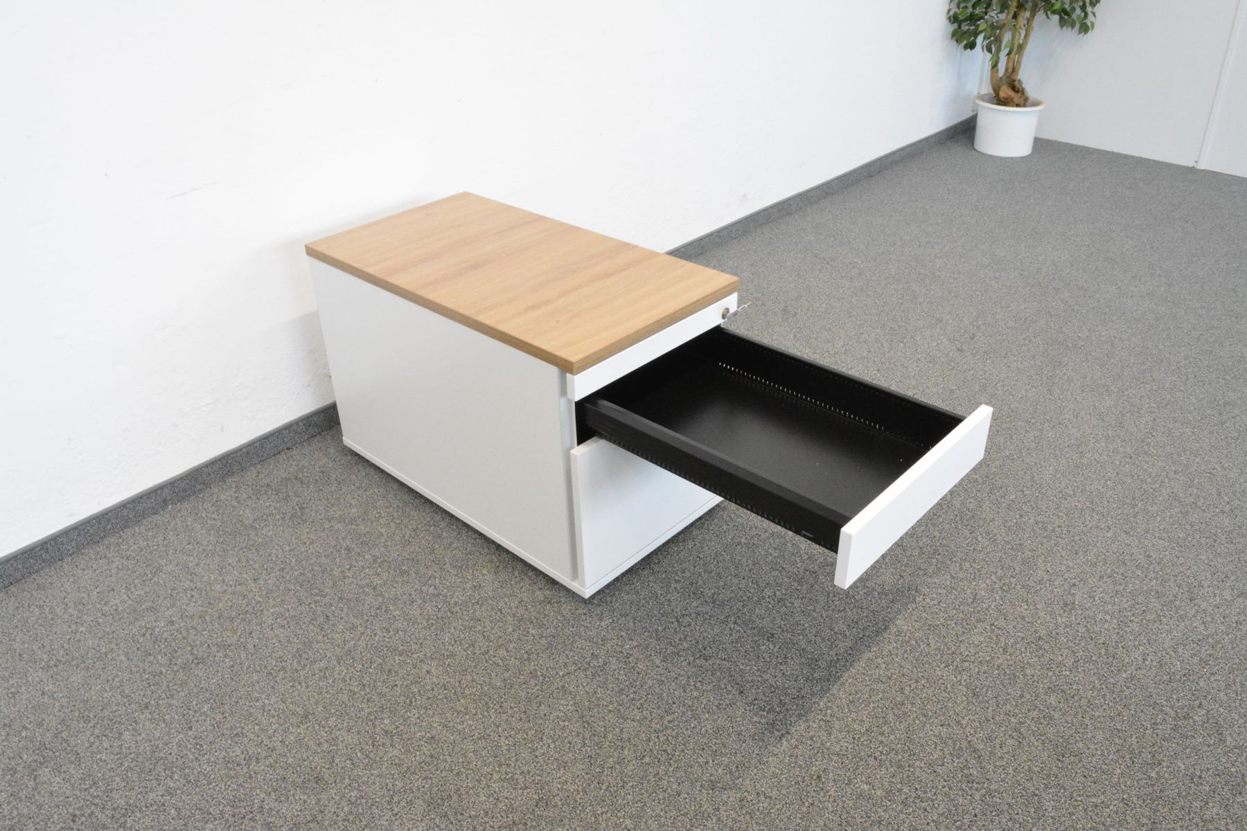 Banconi: Haworth Mobile Storage Roll-Korpus Weiss-Eiche – Usato da Schönenwerd venduto da mcofficeshop 2