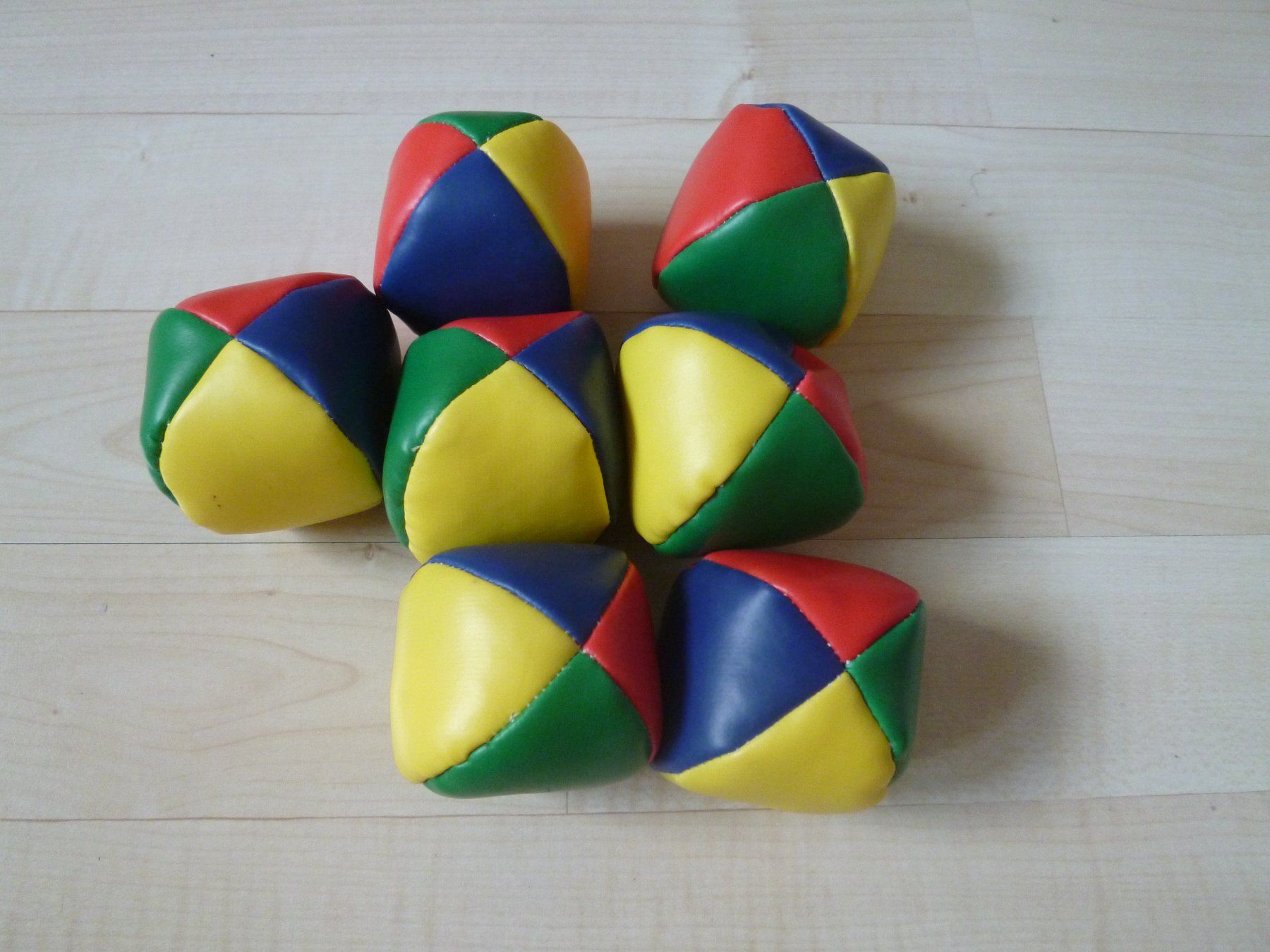 Palloni: 7 bunte Jonglierbälle  Bälle – Usato da Dättlikon venduto da Mamakuga