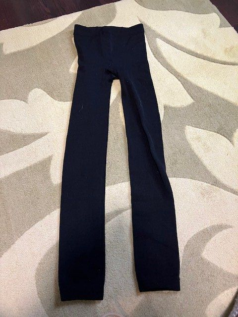Leggings: schwarze leggins gr.2/m – Gebraucht aus Schwarzenberg LU von kindler007