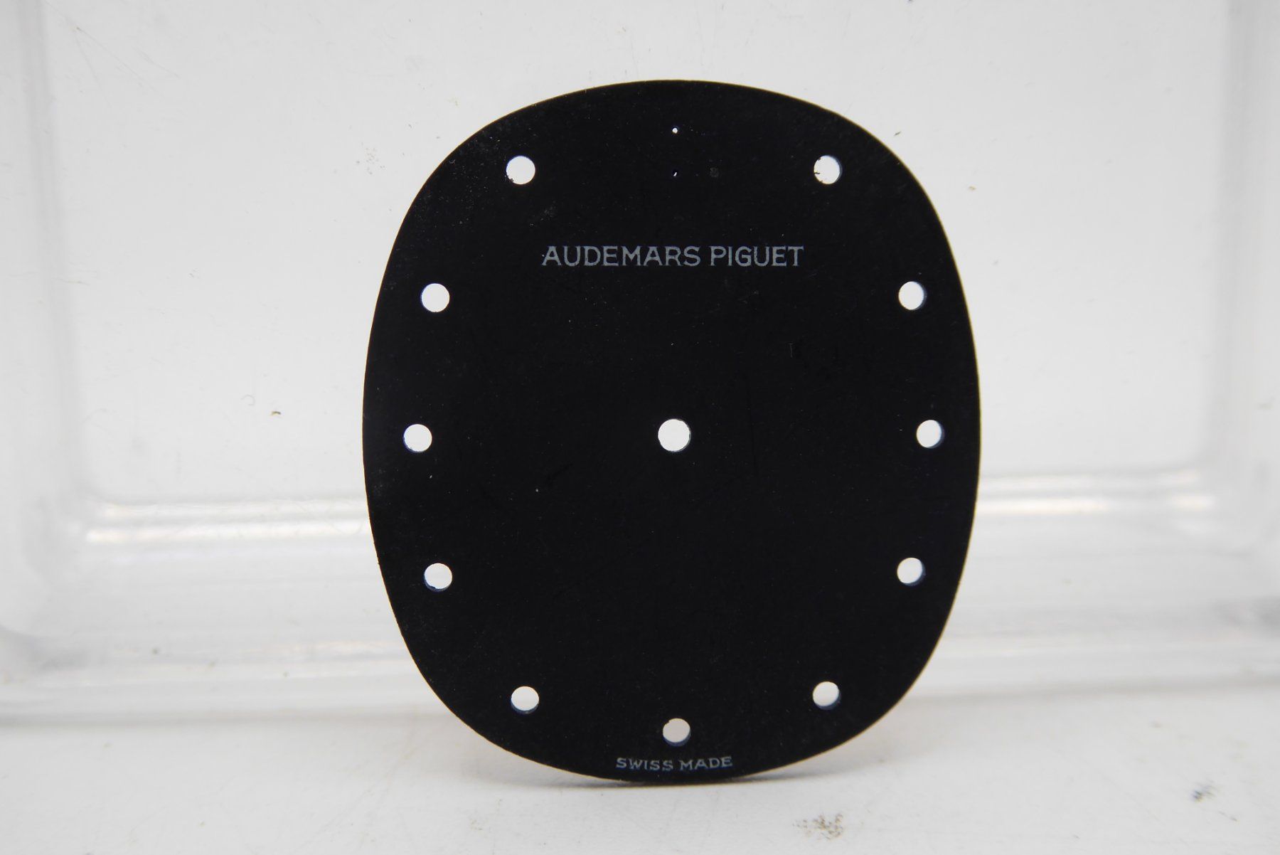 Audemars Piguet Orologi: Audemars Piguet damaged dial – Nuovo (secondo la descrizione) da Geneve venduto da adr_xk6n