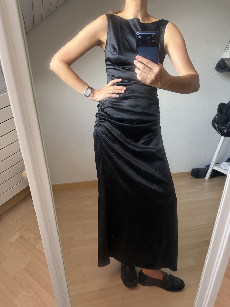 Vestiti: Kleid aus 100% Seide in M – Nuovo (secondo la descrizione) da Birmensdorf ZH venduto da elibela