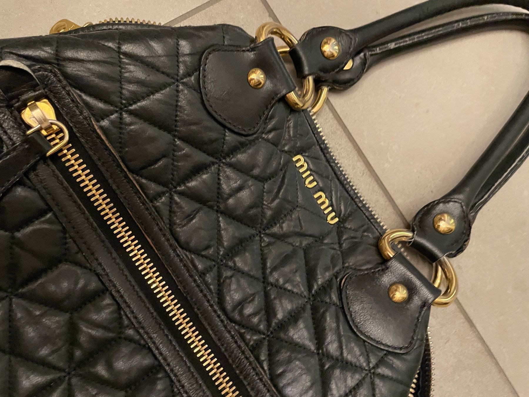 Miu Miu Borse da donna: MIU MIU Tasche – Usato da Zunzgen venduto da mel_y6w2 5
