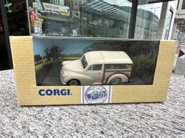 Corgi 1:43 Morris Minor Traveller 96874‪