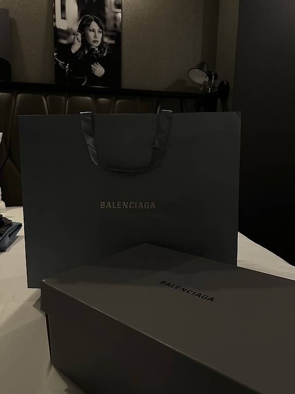 Scarpe da uomo: ORIGINAL Balenciaga Tracks – Usato da Laupersdorf venduto da Fkfjwj 4