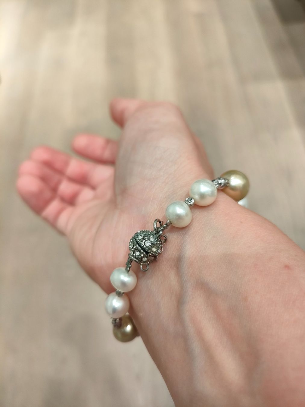 Bracelets: Süsswasserperlen Armband mit Magnet – Neuf (Voir description) à Bern par Lidia.5 2