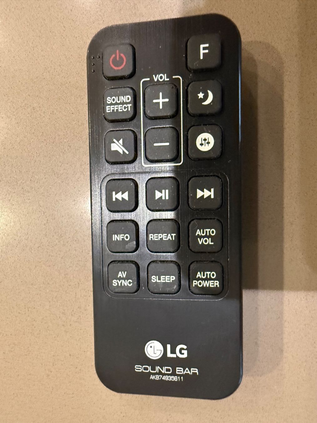 LG Home Cinema: LG Soundbar SJ8 – Usato da Neerach venduto da Zakster 6