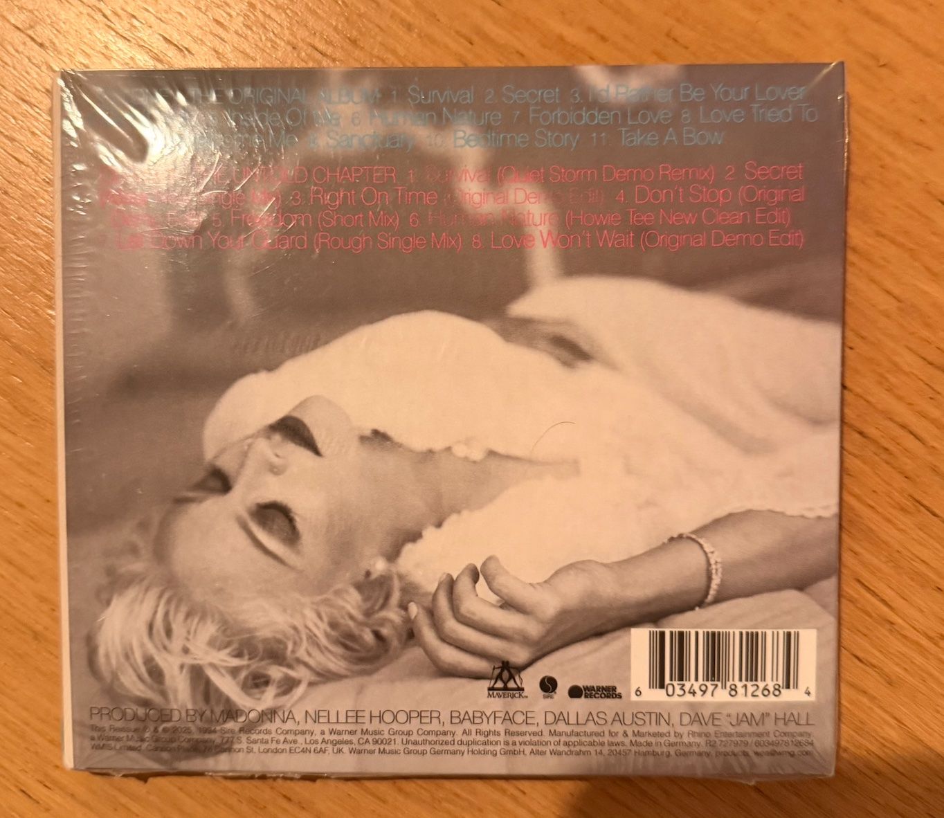 CD: BEDTIMES STORIES     Special Edition, Postcard Edition – Nuovo e nell'imballaggio originale da Lausanne venduto da davzic 2