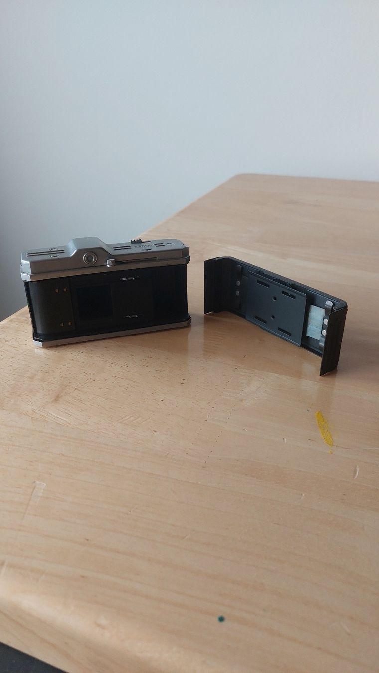 Fotocamera: Vintage Bilora Radix 56 Kamera – Usato da Schmitten FR venduto da losim1 3