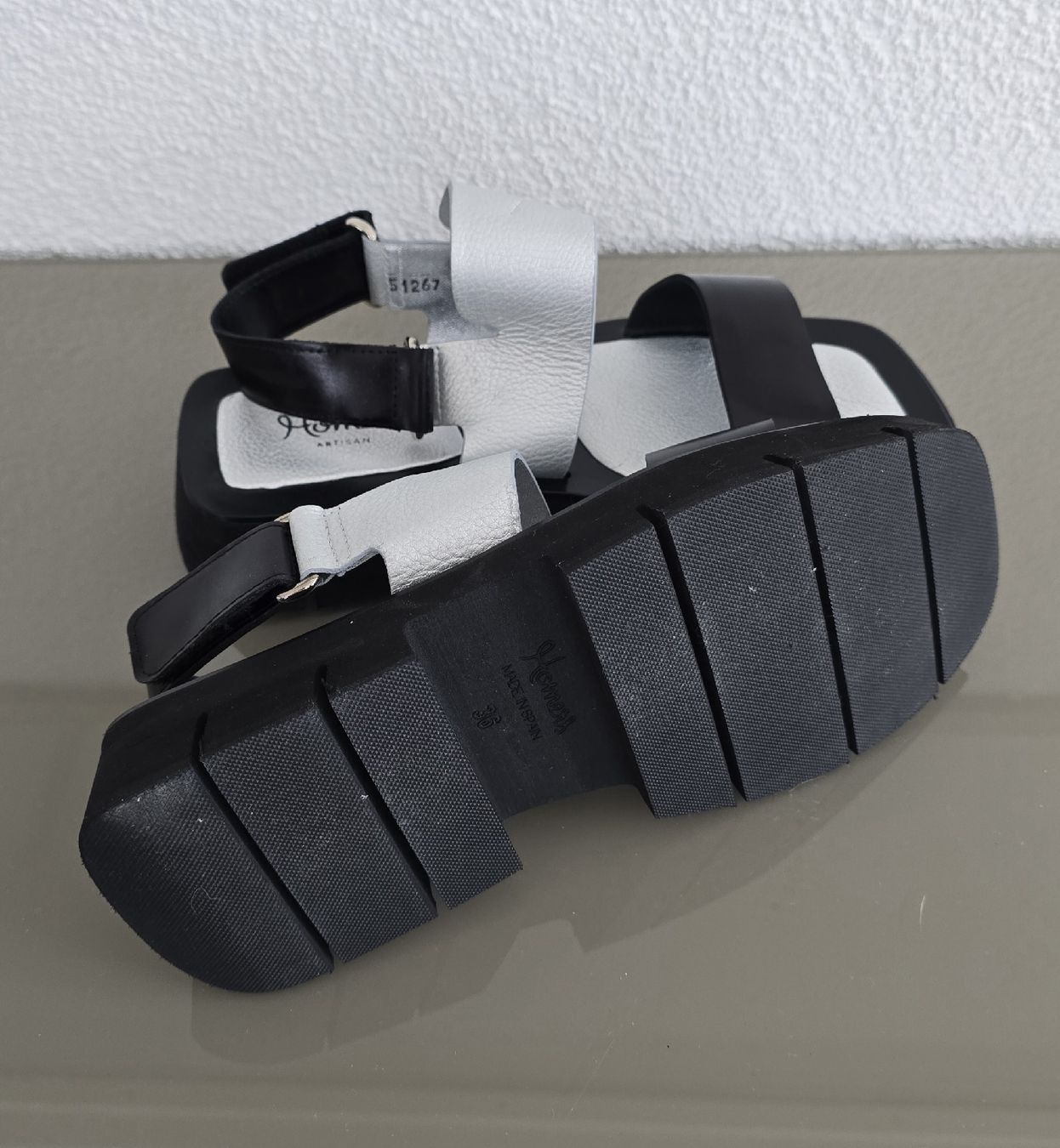 Scarpe da donna: Sandale Homer's 36 schwarz/Silber Leder – Nuovo e nell'imballaggio originale da Untereggen venduto da cla_kb2w 3