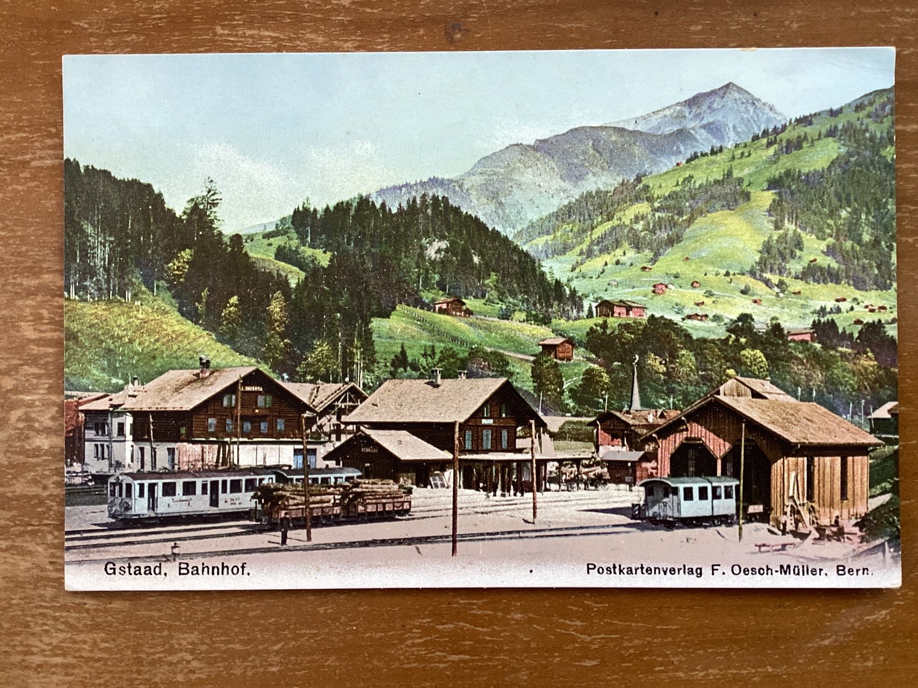 Cartoline postali: AK Gstaad Bahnhof – Usato da Zürich venduto da Tolima194