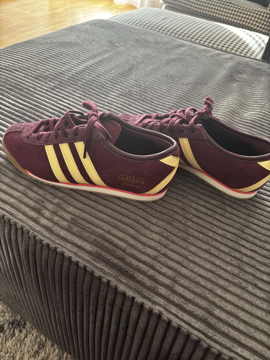 Adidas Scarpe da donna: Neue Adidas Snikers  – Nuovo (secondo la descrizione) da Spreitenbach venduto da seida76