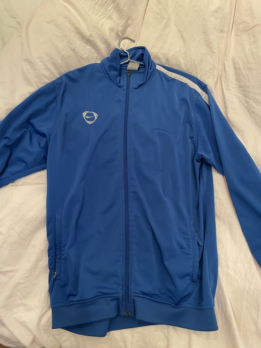 Nike Giacche: Vintage nike trackjacke – Usato da Uitikon Waldegg venduto da lor_b2rv