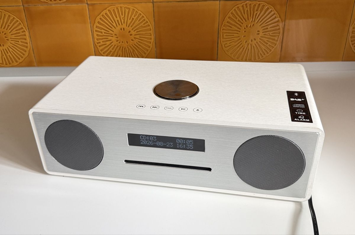 Radio: DAB+ und FM Radio mit CD Player – Usato da Gerlafingen venduto da sternrose