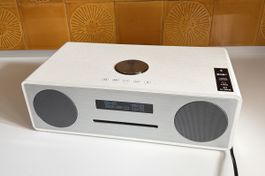DAB+ und FM Radio mit CD Player