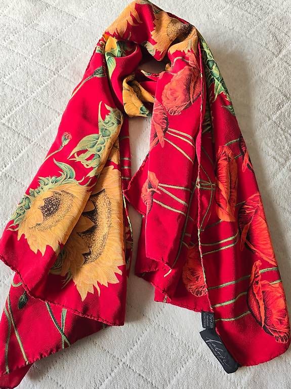 Fabric Frontline Foulards, Tücher & Schals: Fabric Frontline Zurich Pure Silk – Gebraucht aus Zürich von bil_s7tp 2