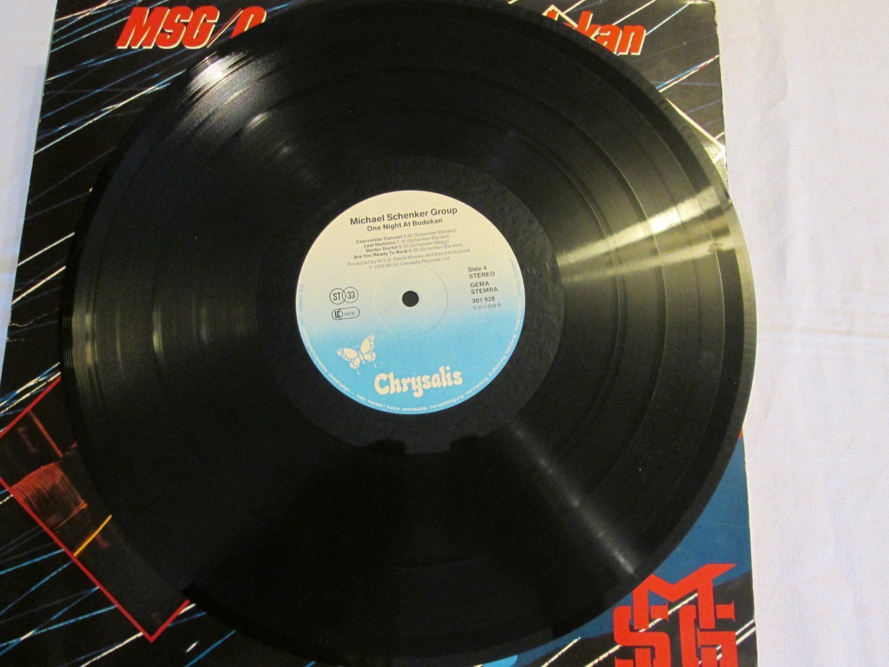 Vinyles: Double Vinyle 33t MSG "One Night At Budokan" 🤘🔥 – D'occasion à la Chaux-de-Fonds par Lampe 7