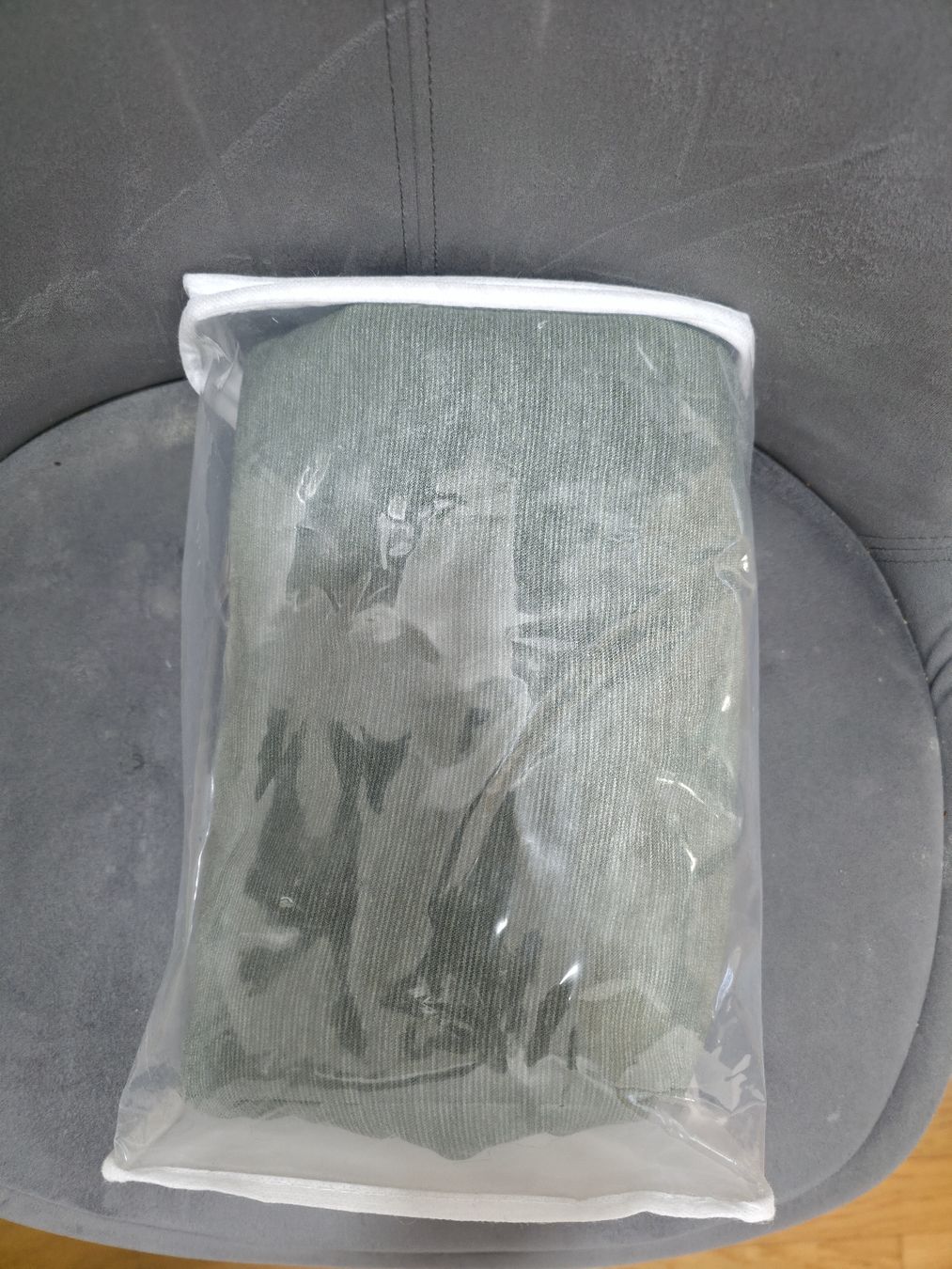 Tende: IKEA Verdunkelungsvorhang – Usato da Stallikon venduto da tim079 5
