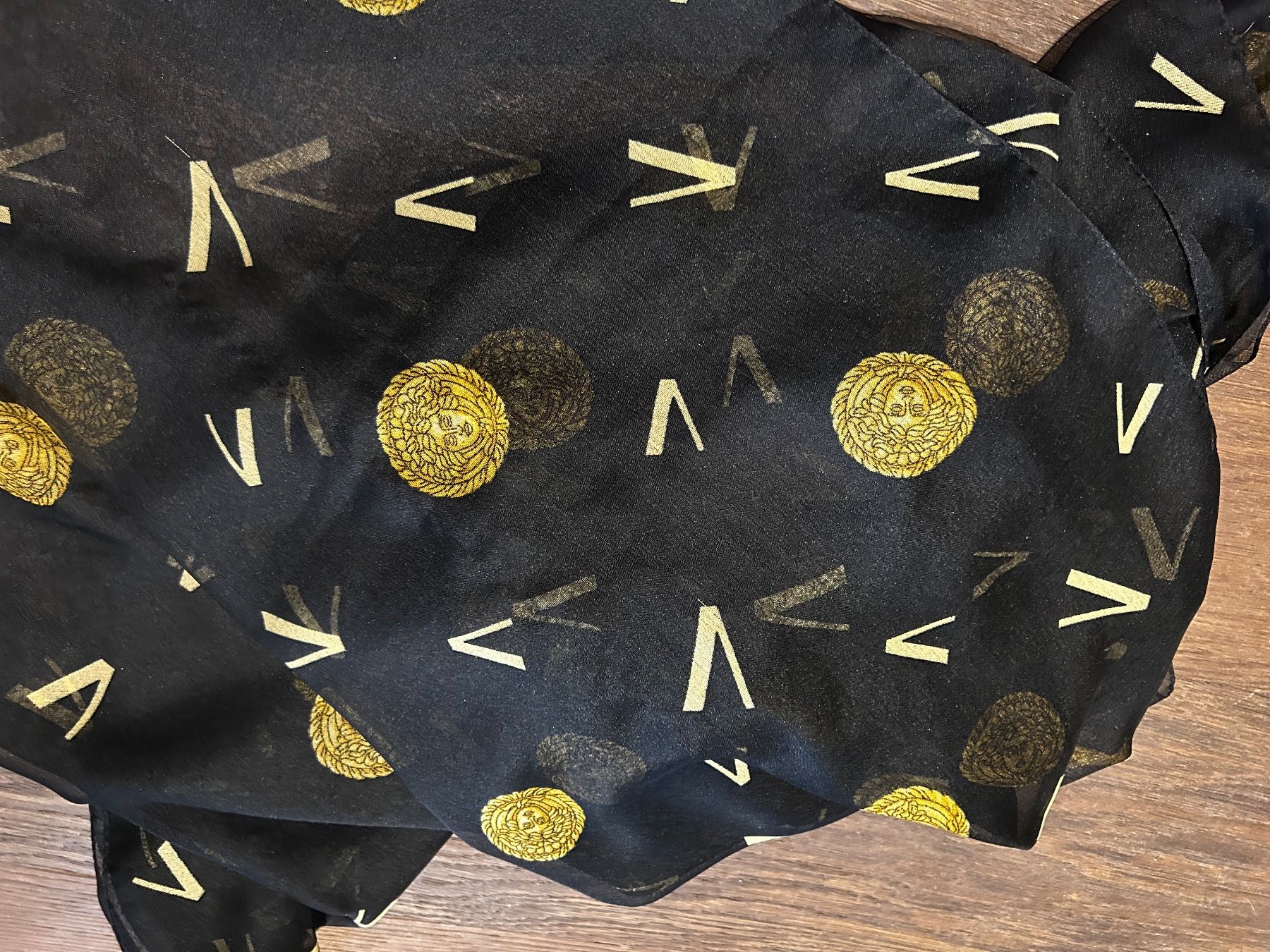 Foulard & Sciarpe: Foulard Schal 120x160 cm – Usato da Scherz venduto da Mandarine8 1