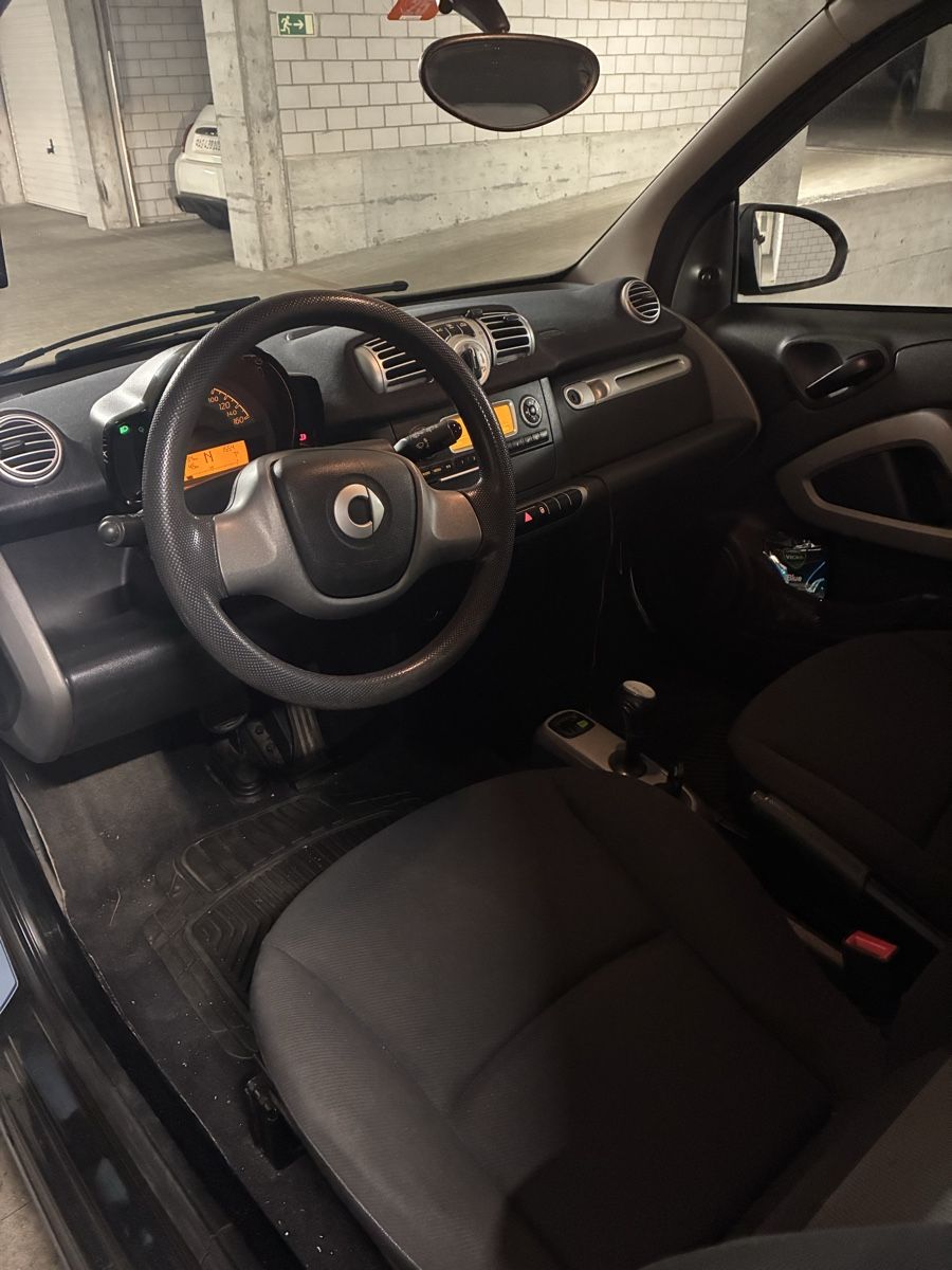 Smart Automobili: Smart fortwo mit MFK – Usato da Hermetschwil-Staff venduto da emm_95z9 4