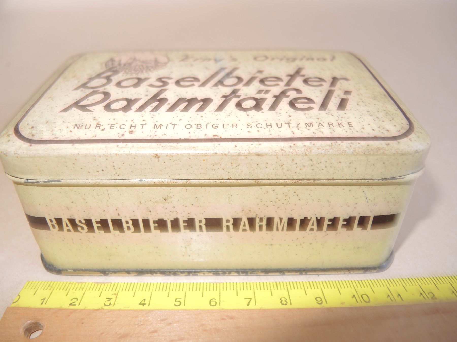 Dosen: Blechdose Blechbüchse Baselbieter Rahmtäfeli Erny's  Vintage – Gebraucht aus Rorschach von maeck8 3