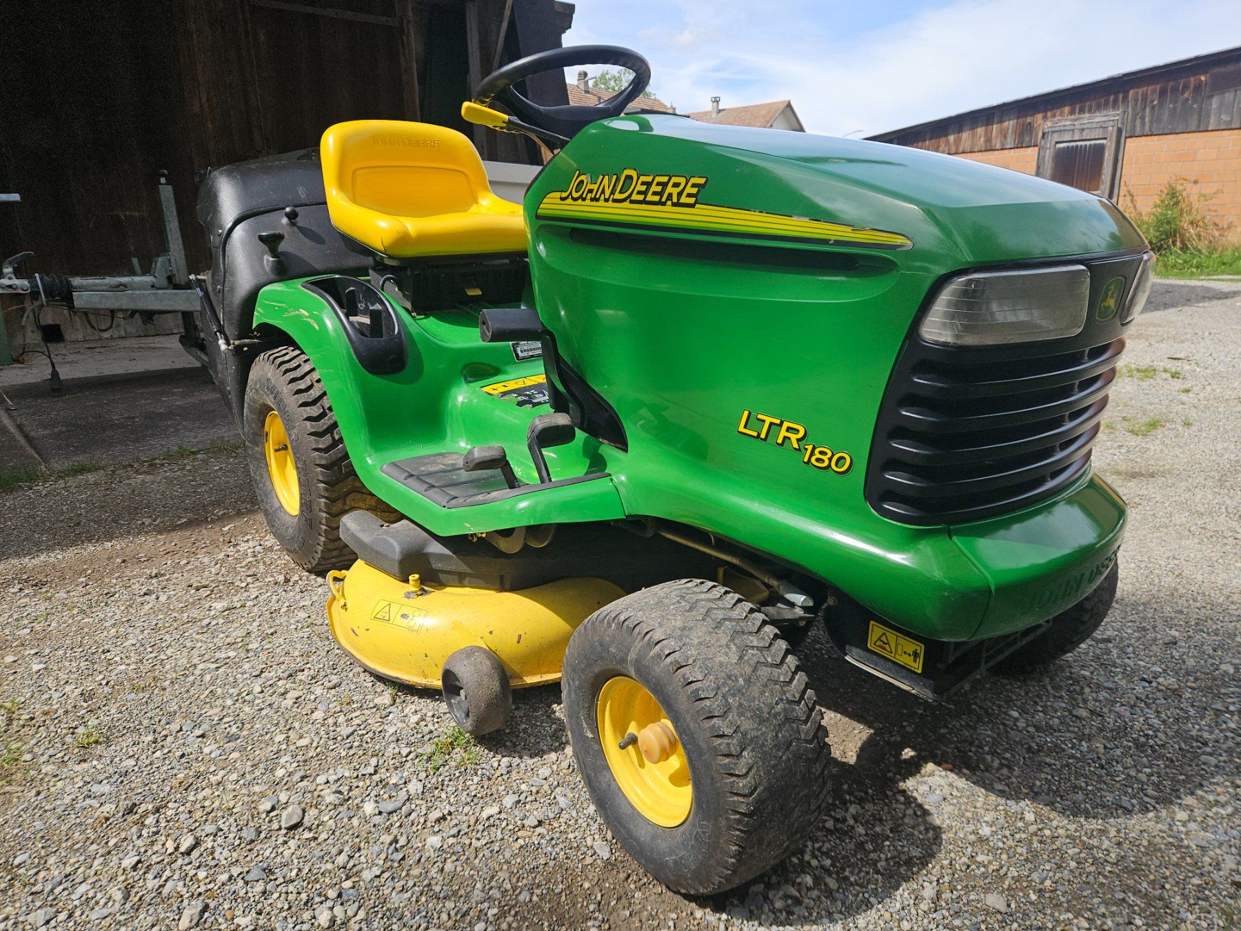 John Deere Tagliaerba: Rasentraktor John Deere LTR 180 – Usato da Oberburg venduto da goldoni19