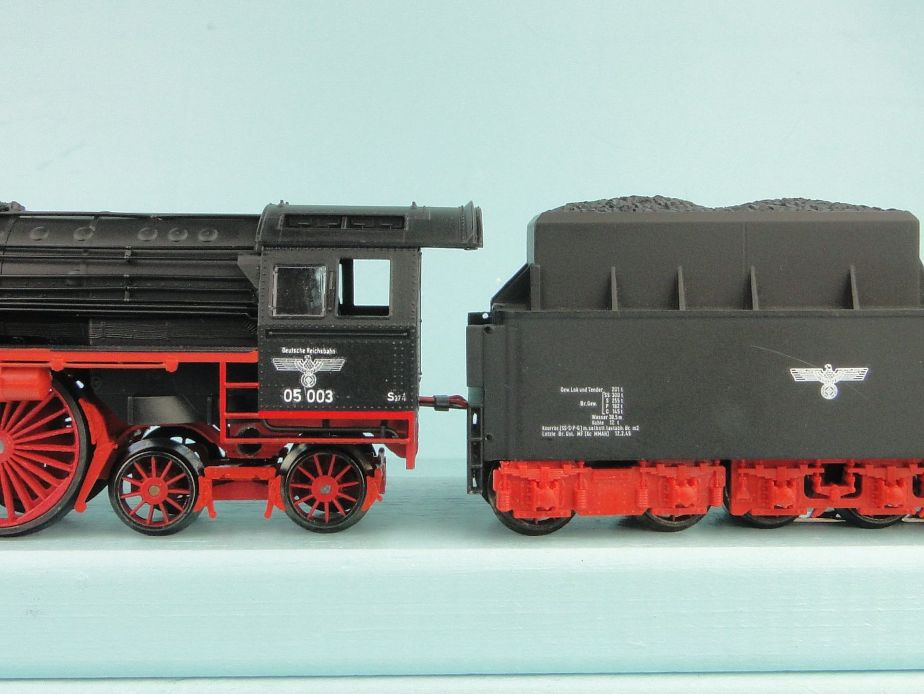 Liliput Modellini di ferrovie: LILIPUT 105 09 DR BR 05 003, AC – Usato da Bülach venduto da cann11 1