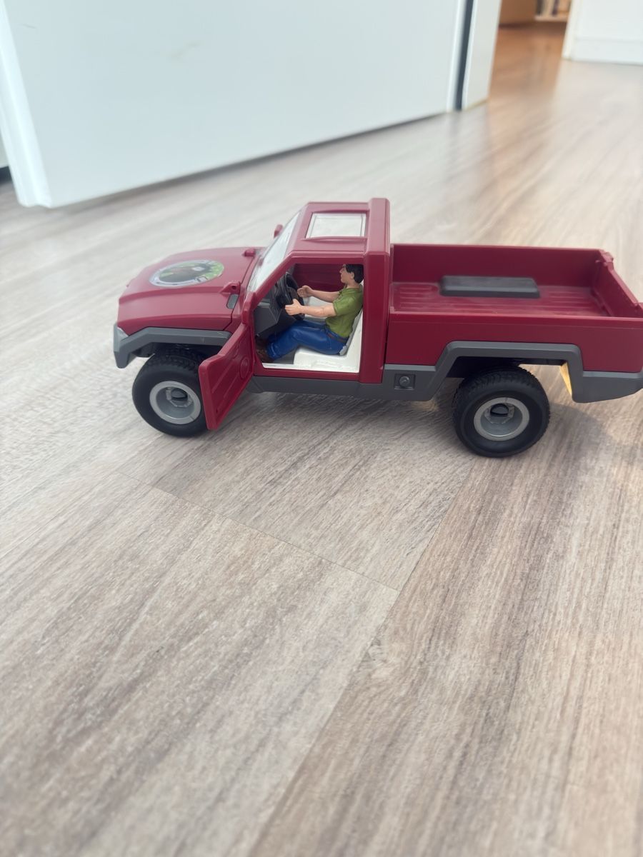 Schleich Giocattoli: Schleich Jeep mit Pferdeanhänger!!! – Usato da Oberentfelden venduto da NunoLouro 1