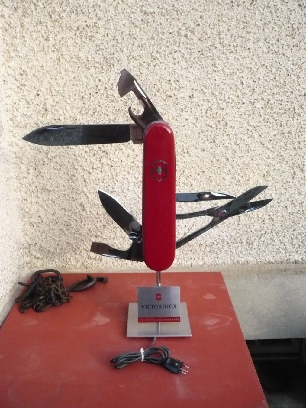 Victorinox Taschenmesser: WERBUNG VICTORINOX Taschenmesser – Gebraucht aus Biberist von Urmel
