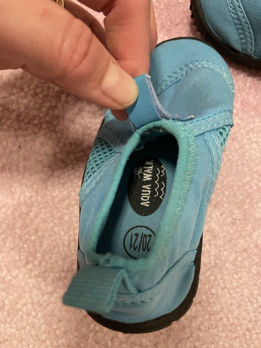 Scarpe per ragazzi: Chaussures de plage Aqua Walk, Taille 20/21 – Usato da Versoix venduto da Pti-pois 3