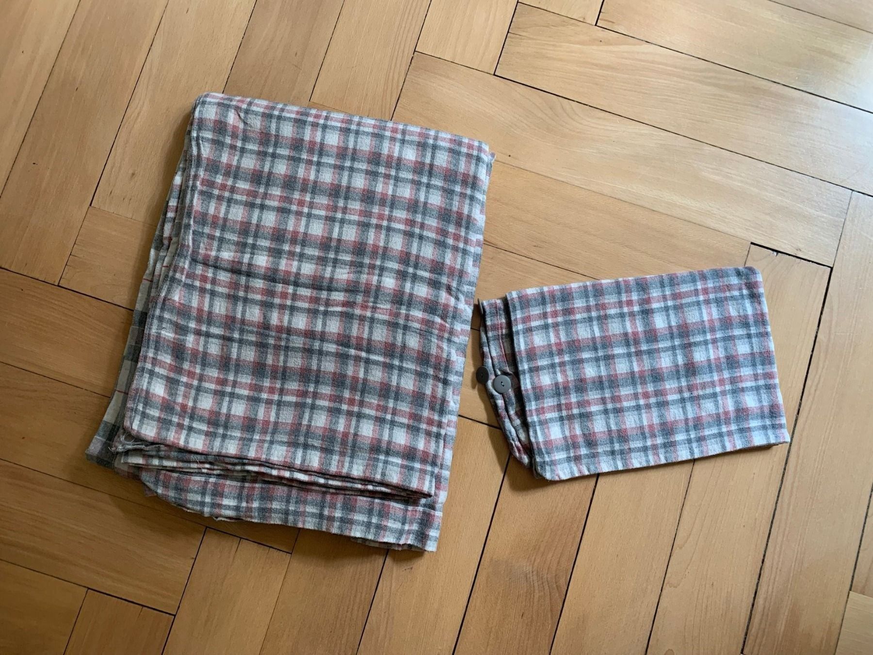 Linge de lit: MANOR - Bettwäsche Set kariert – D'occasion à Zürich par Diazaio