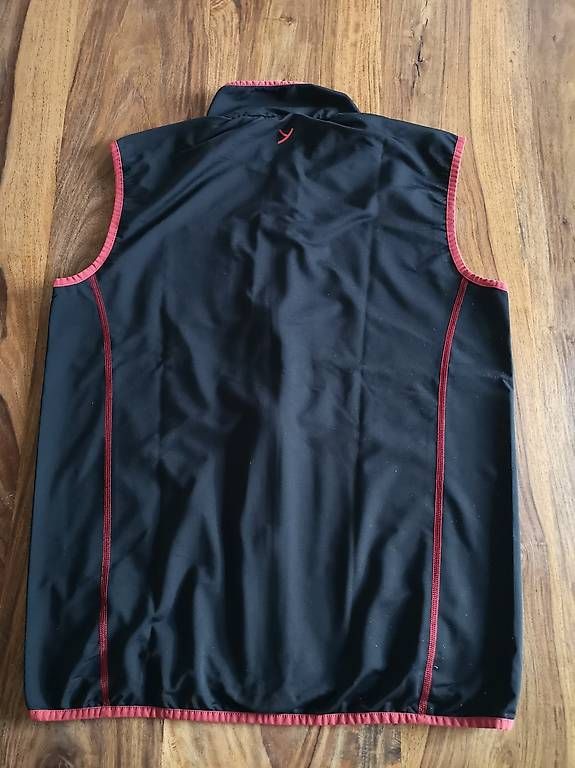 Gilet & Giacche: Yeti Herren Gilet XL – Usato da Naters venduto da Pluto2025 1