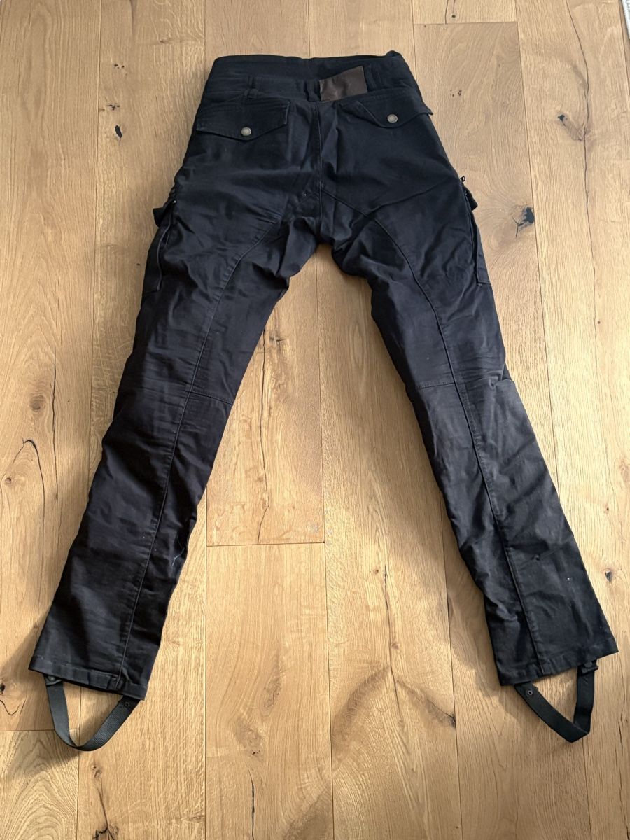 Pantalons: Moto Eleven Cargo Trouser – D'occasion à Pfaffhausen par placard 1