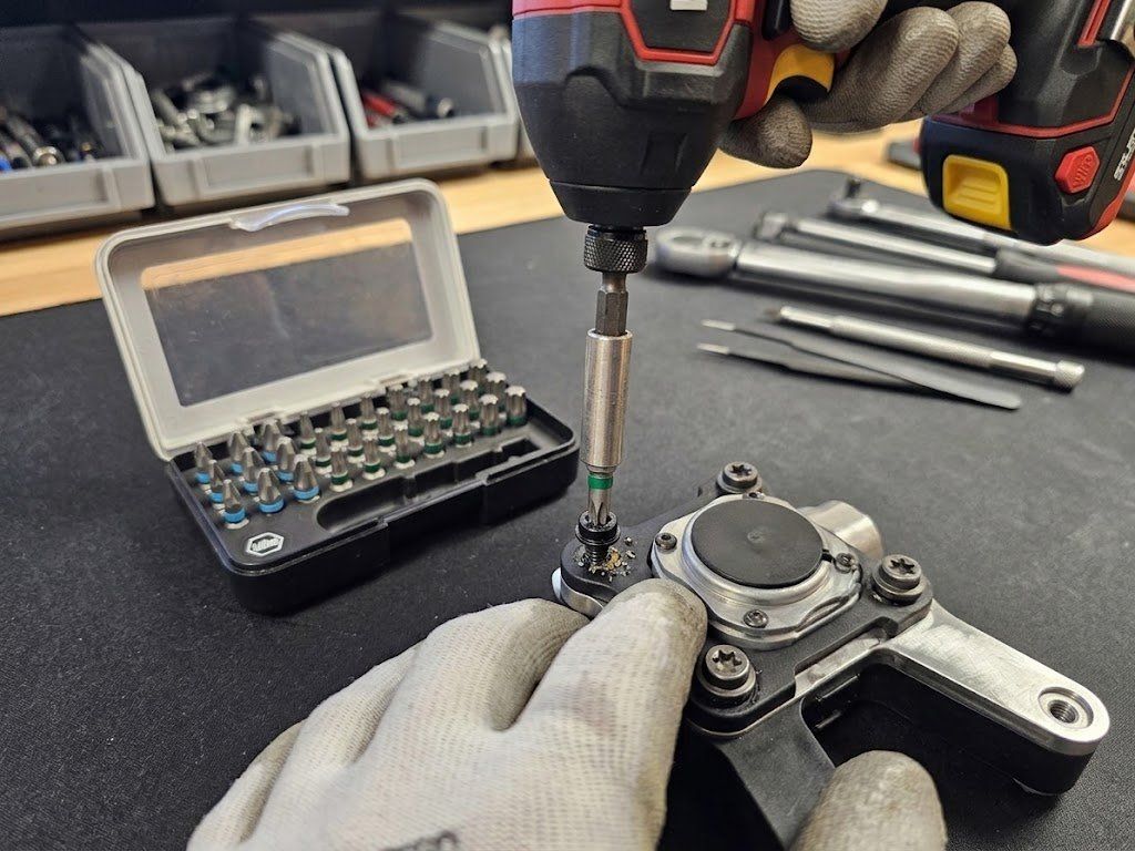 Wiha Tutti gli attrezzi: Wiha Bit-Satz + Bithalter, 32-tlg. – Nuovo e nell'imballaggio originale da Jegenstorf venduto da Bracher_Shop 8